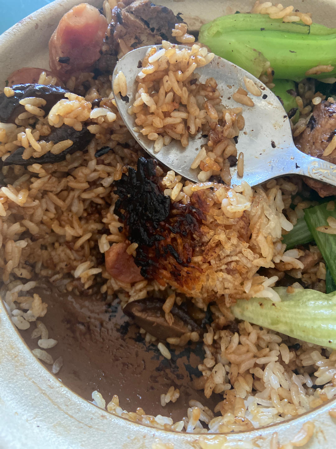 砂锅排骨煲仔饭