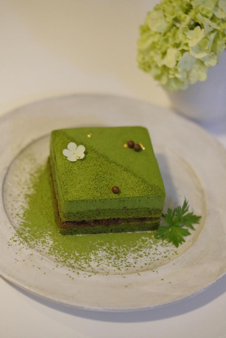 天际Yamanoha—香缇巧克力配抹茶慕斯蛋糕<熊谷裕子>