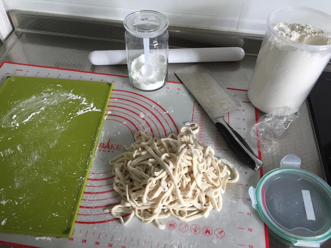 快手纯手工擀面条