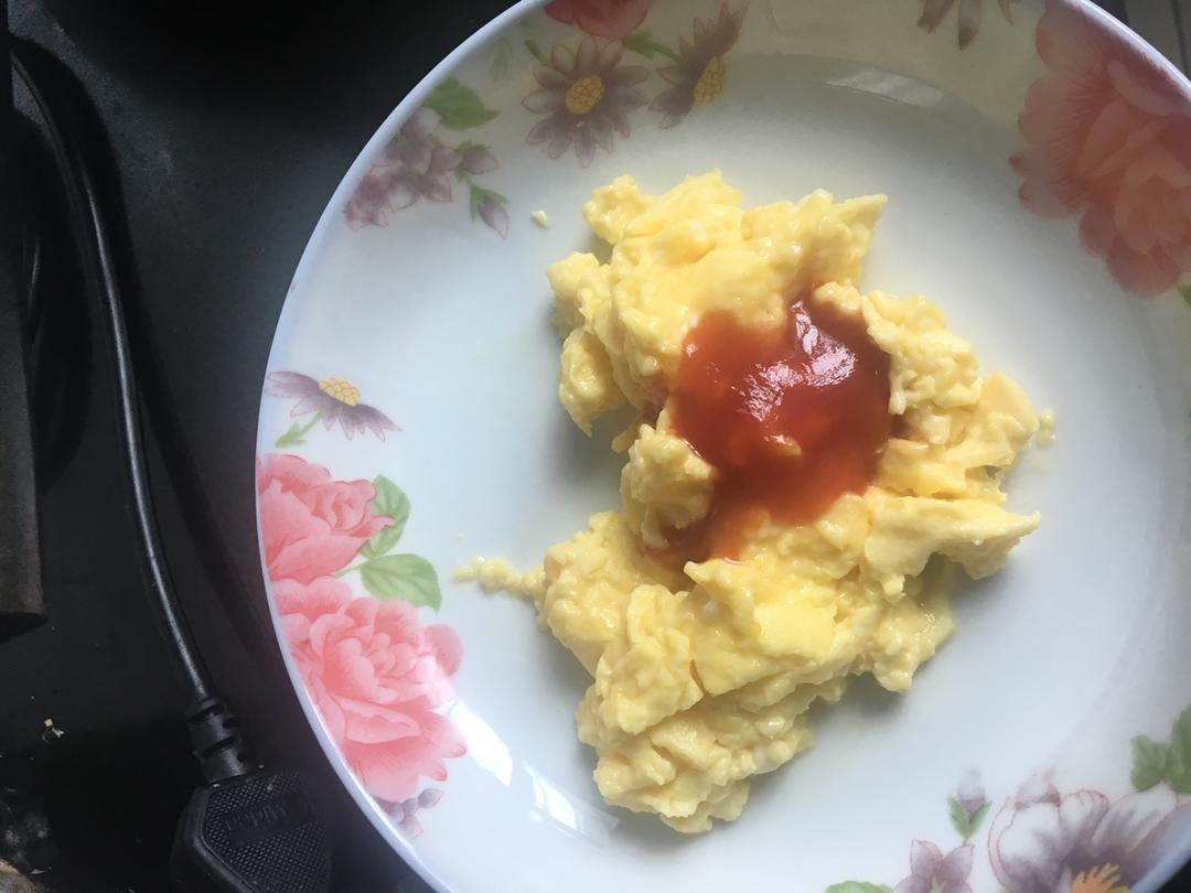 美式炒蛋 scrambled eggs
