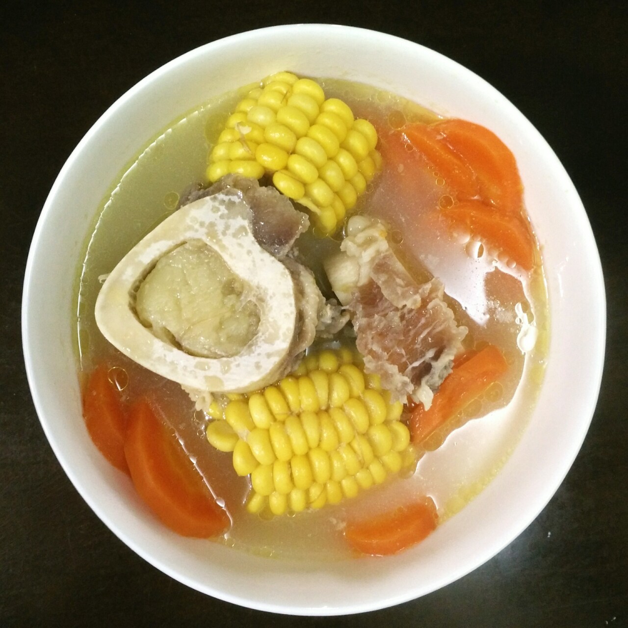 stacy小星做的香浓牛骨汤