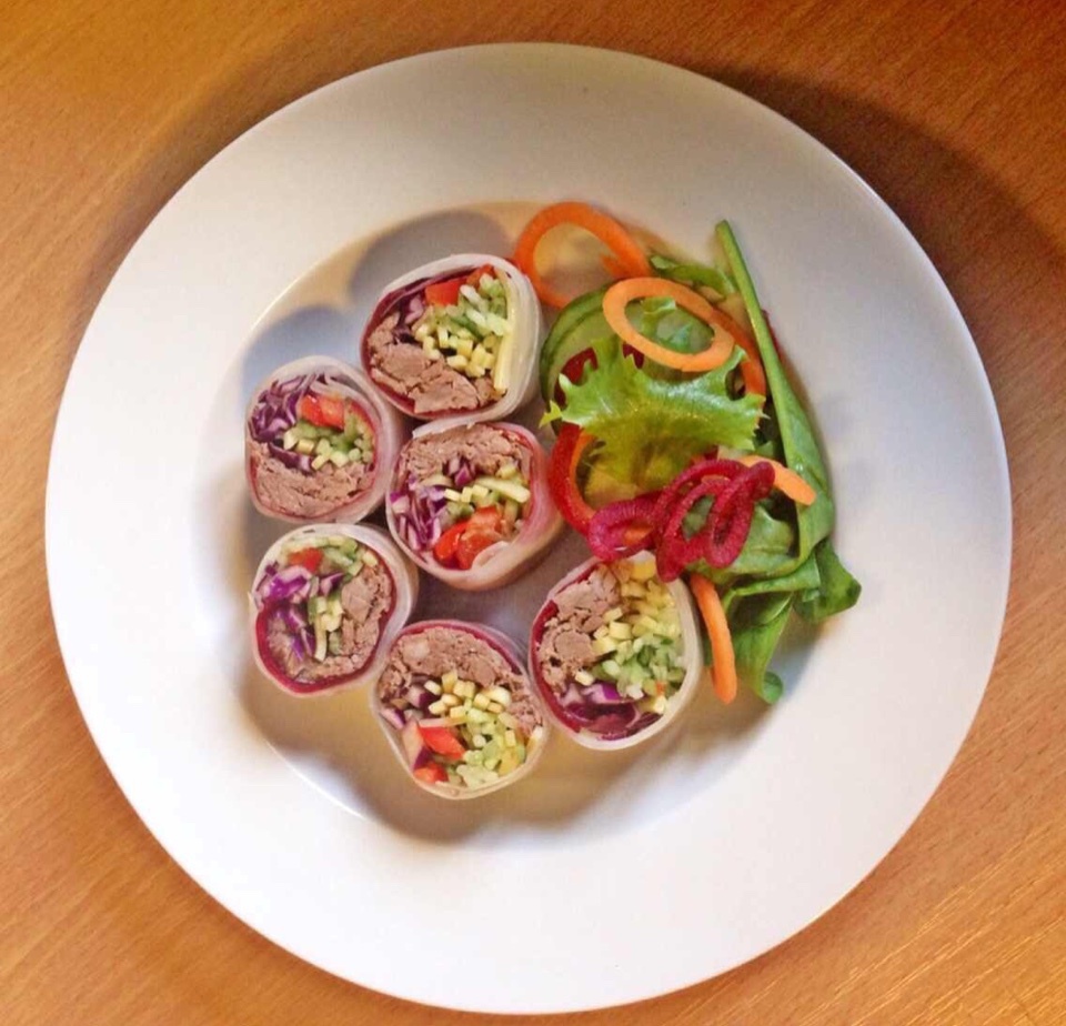 黄瓜卷薄荷酱牛肉