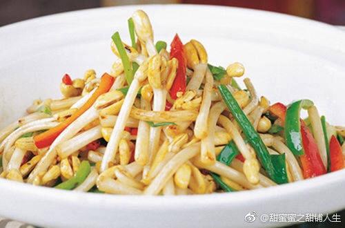 绿肥红瘦（腊肉炒花生芽），五分钟快手营养菜