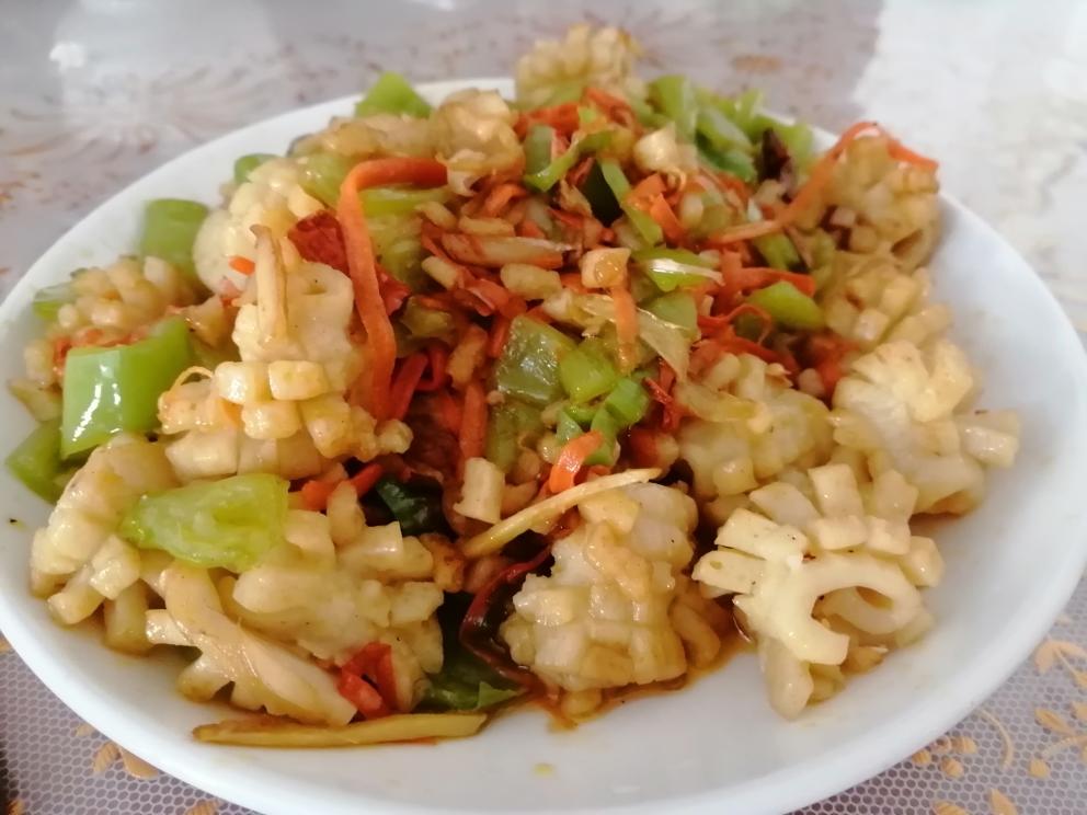 青椒胡萝卜“假”鱿鱼花