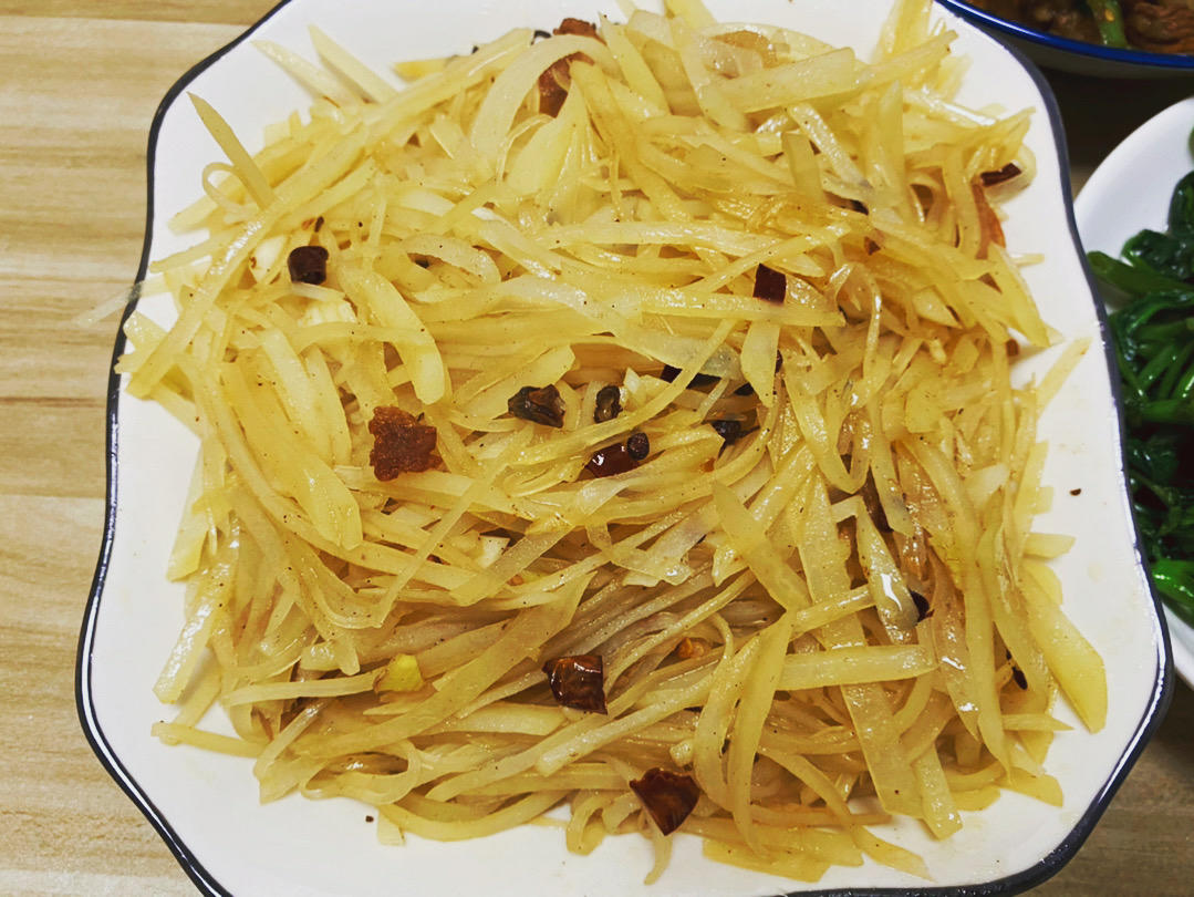 七月女做的炒土豆丝