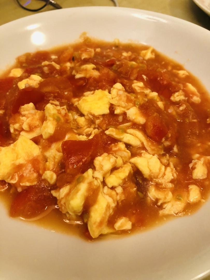 番茄炒鸡蛋（超浓的番茄味）