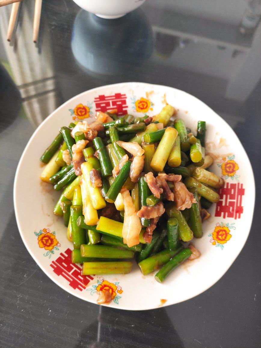 蒜薹炒肉