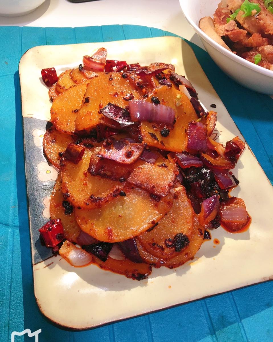 孜然洋葱土豆片