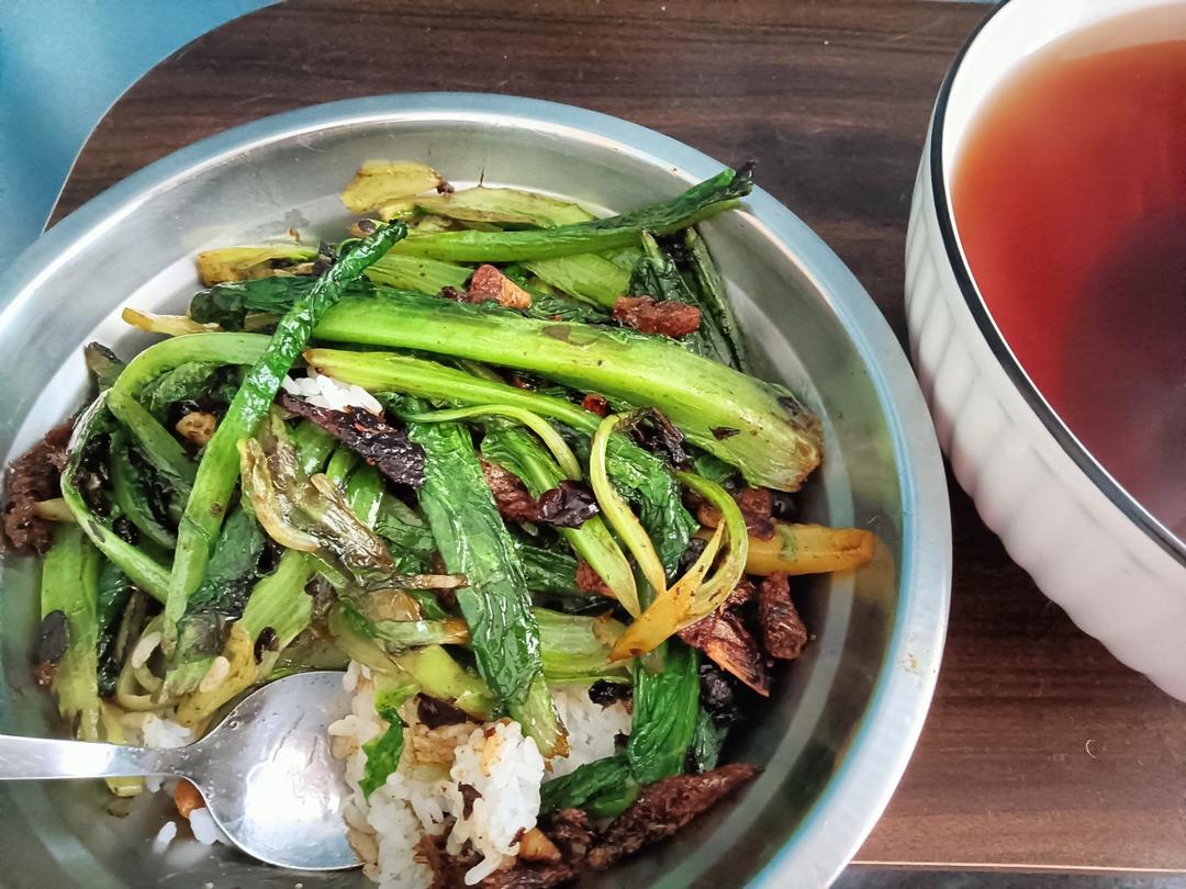 豆豉鲮鱼炒油麦菜