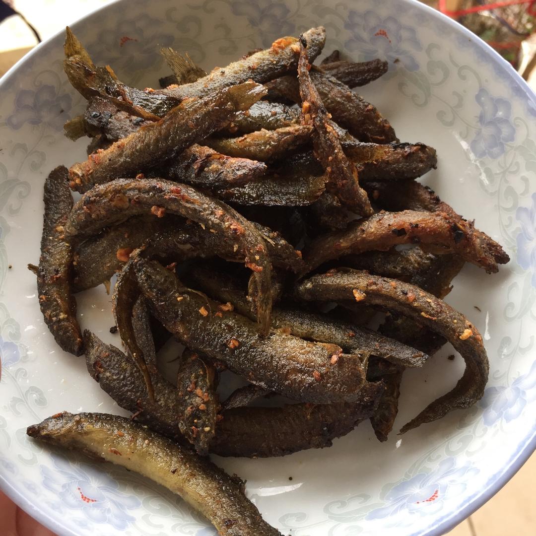 别跑让我亲一下做的煎泥鳅