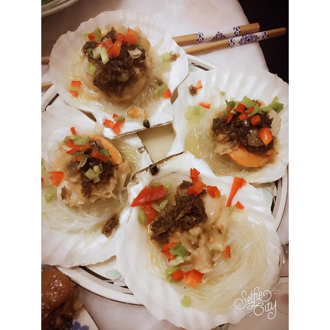 蒜蓉粉丝蒸扇贝