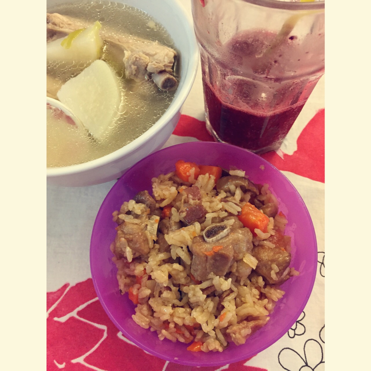 喷香排骨焖饭（爆好吃）