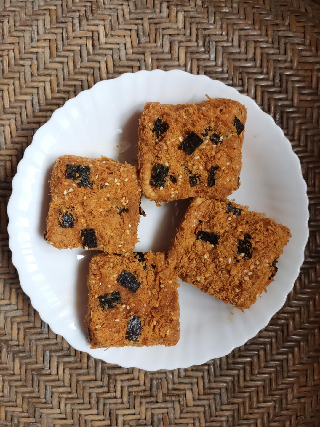 朋友都说比鲍师傅好吃的海苔肉松小贝