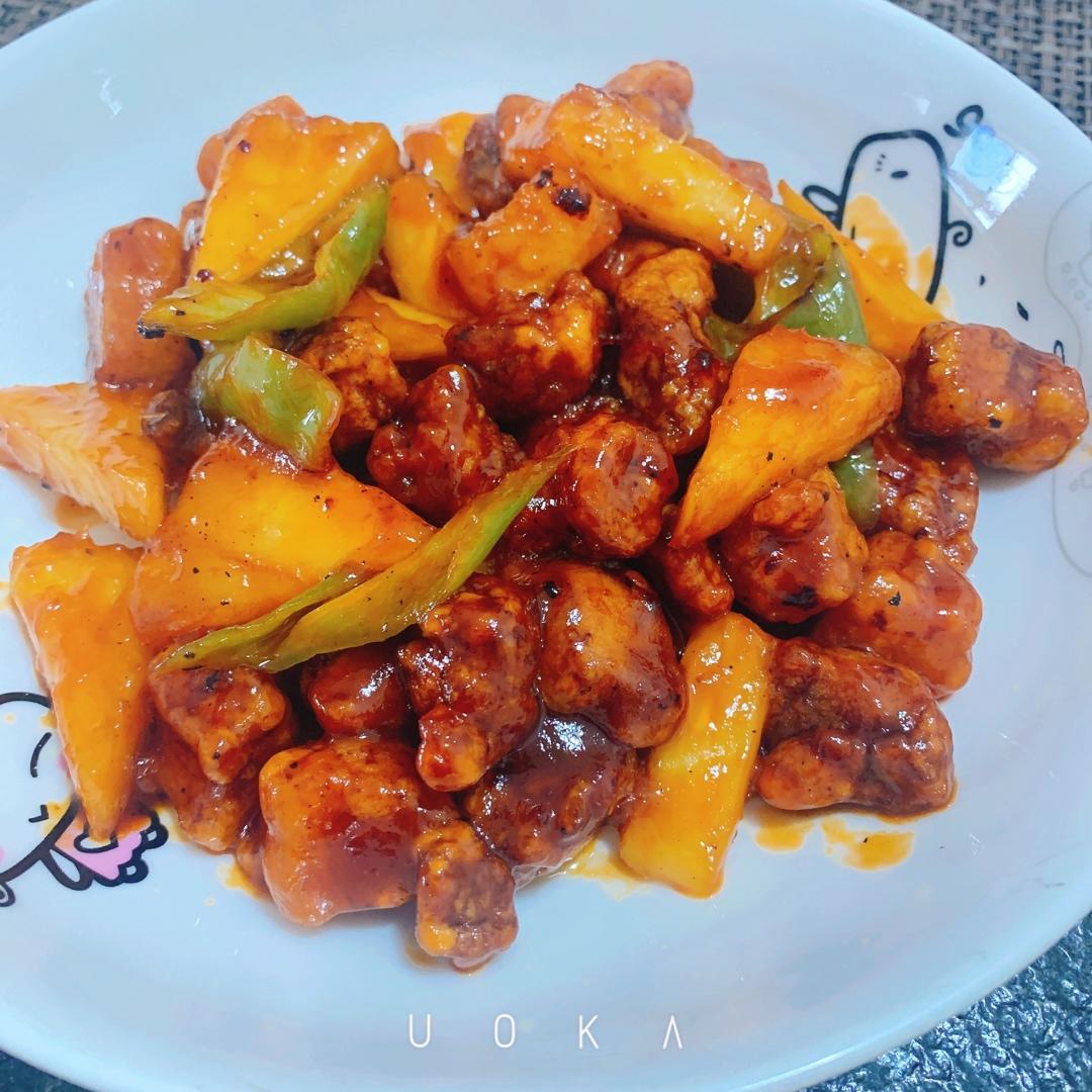 厨师长教你：“咕咾肉”的家常做法，酸甜可口味道很赞，先收藏了