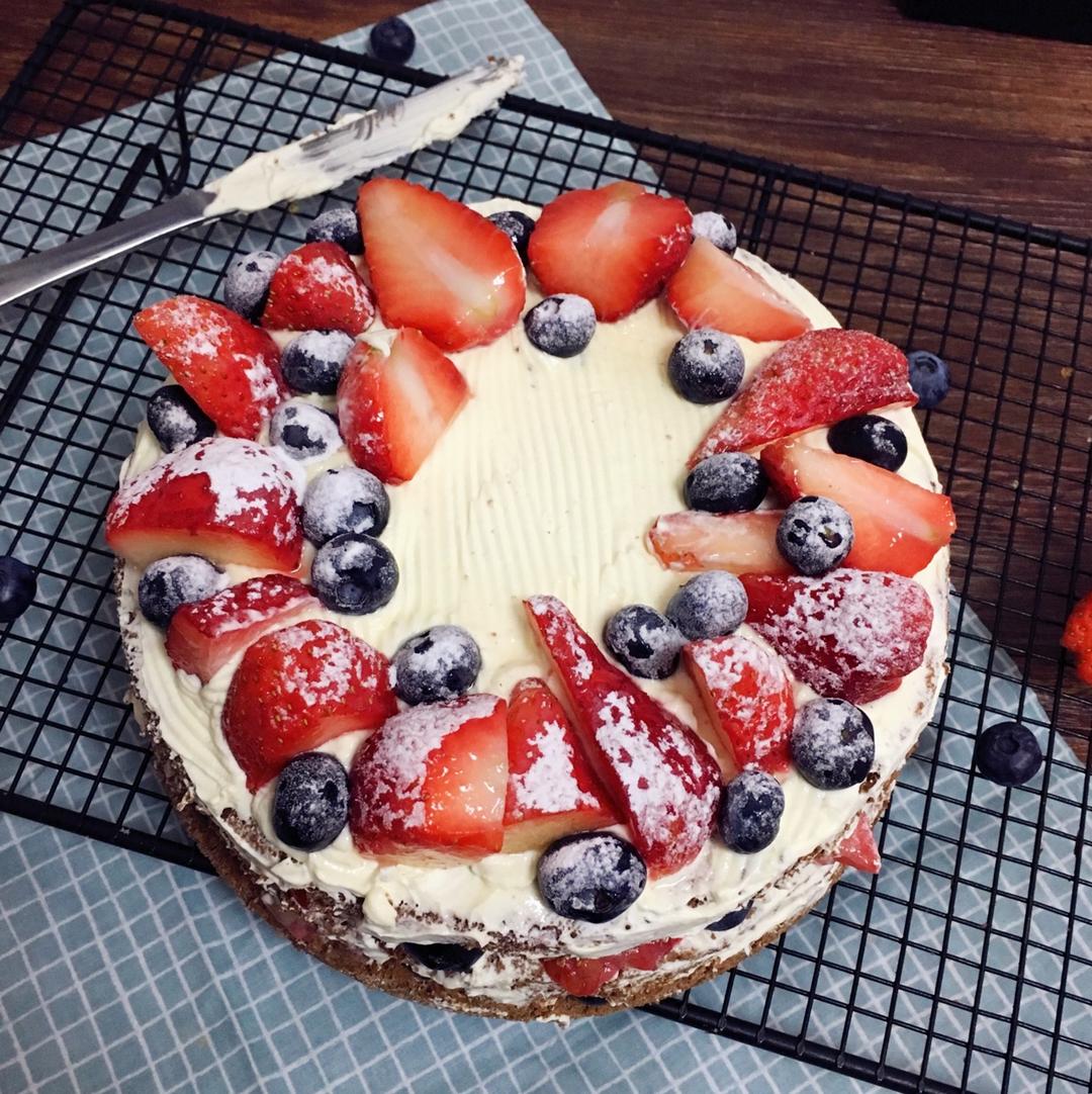 carrie薇薇做的草莓裸蛋糕
