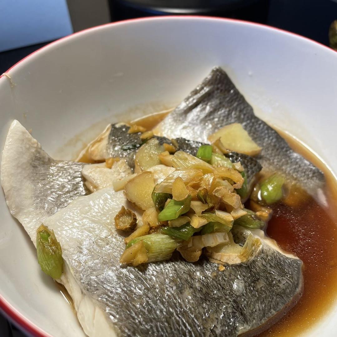 清蒸鲈鱼