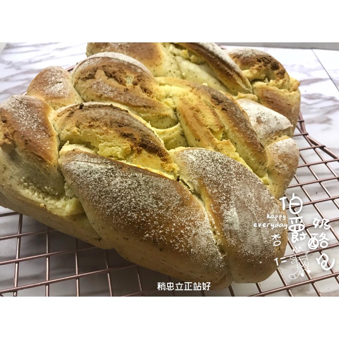 伯爵杏仁乳酪卷