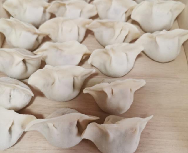 牛肉馅饺子的做法