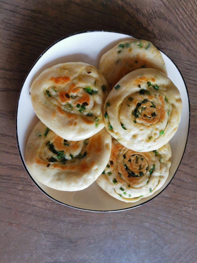 carolwan做的葱花饼发面