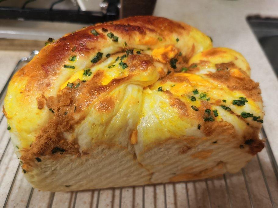 香葱肉松手撕吐司