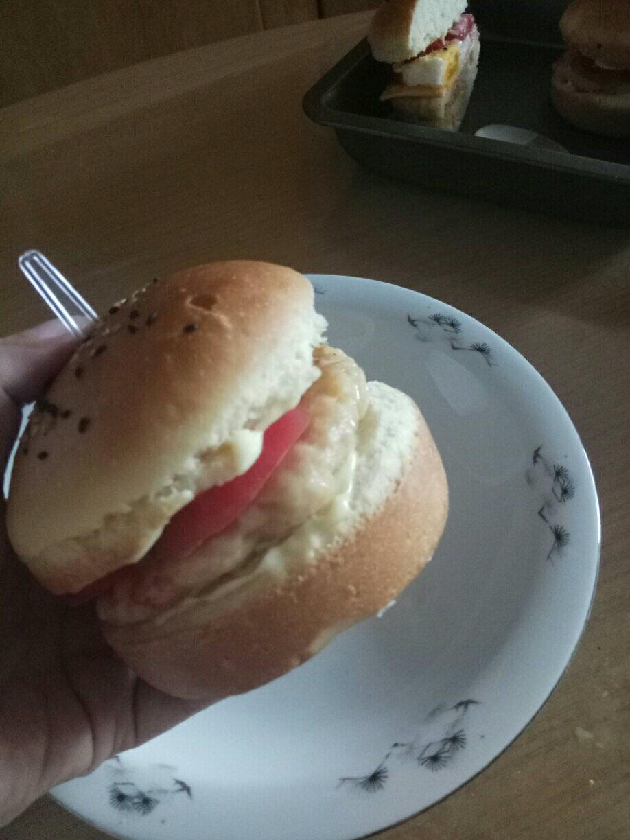 鲜虾芭莎鸡肉饼