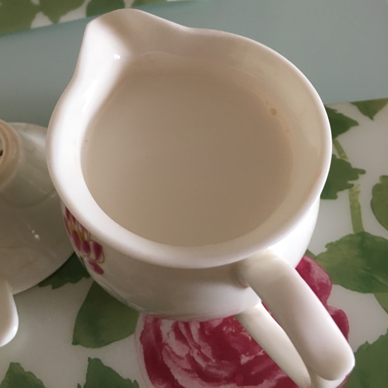 自制健康奶茶的做法 步骤4