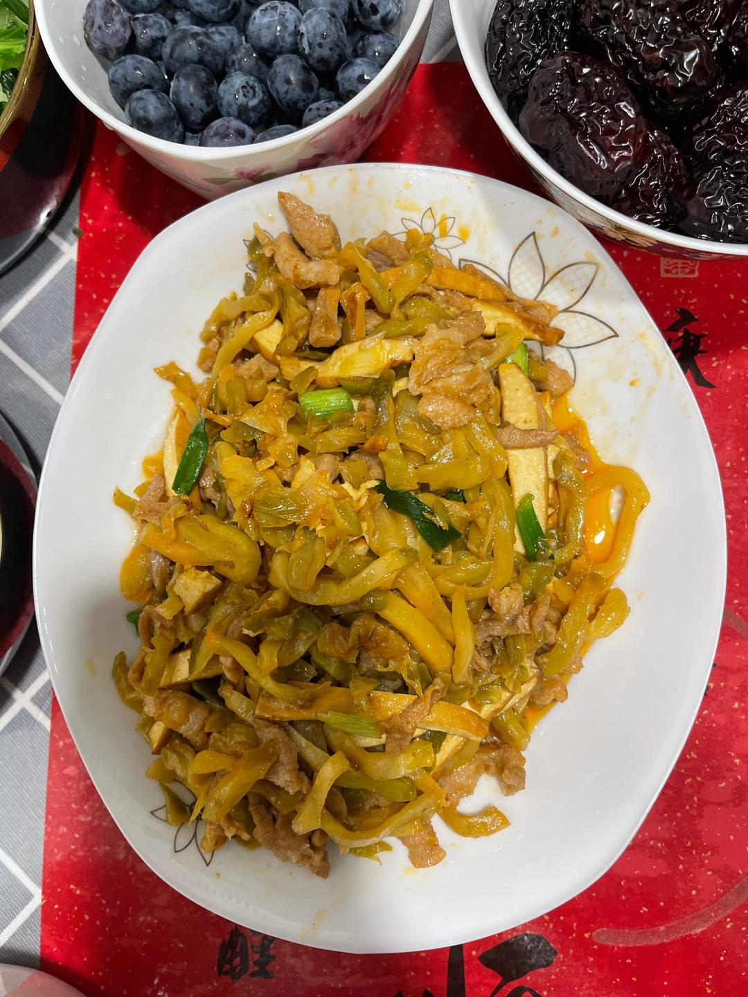 榨菜香干炒肉丝