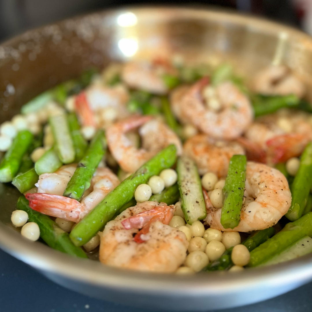 鸡头米芦笋溜虾仁【江南时令美食】