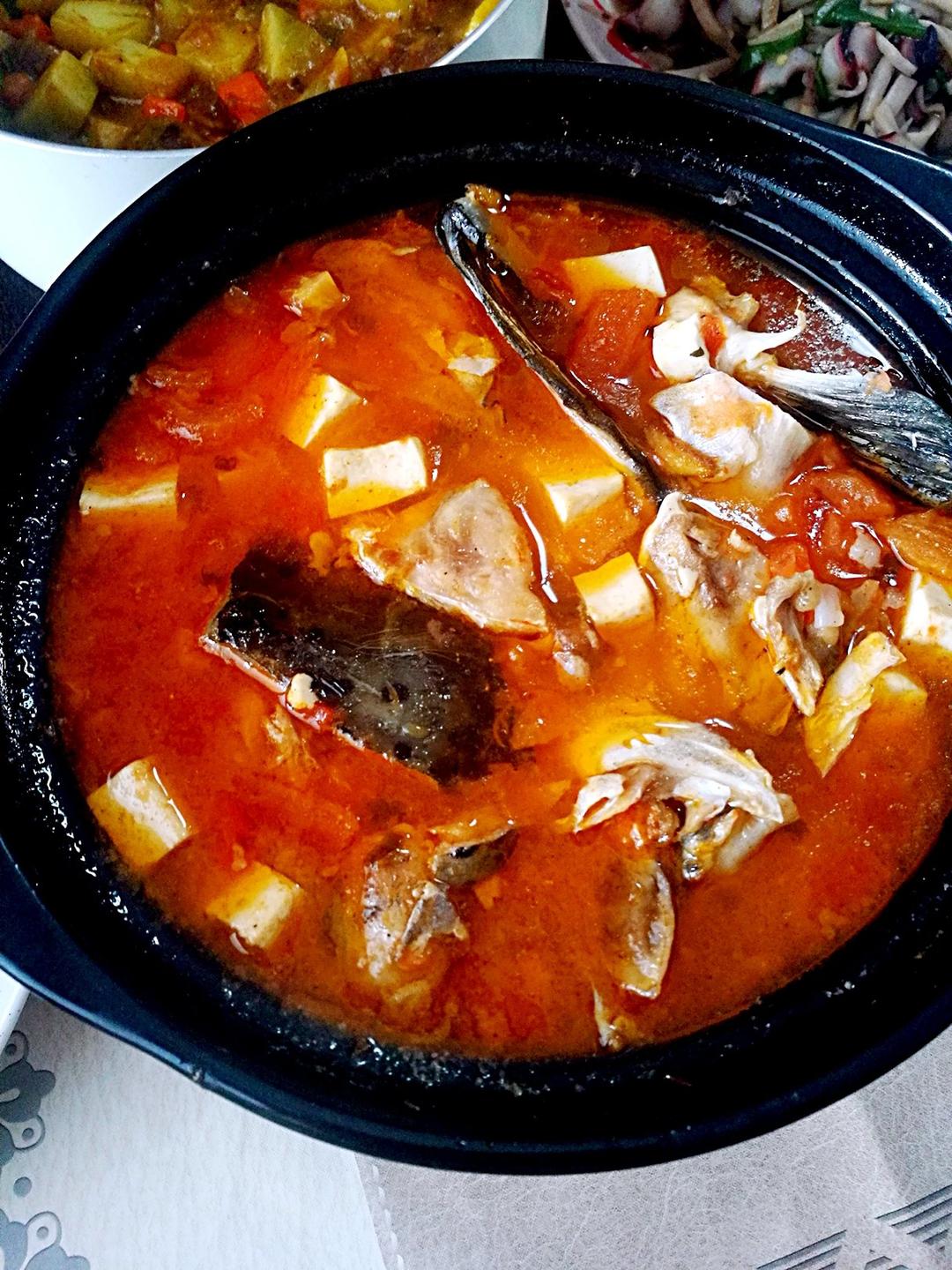 三文鱼头豆腐汤