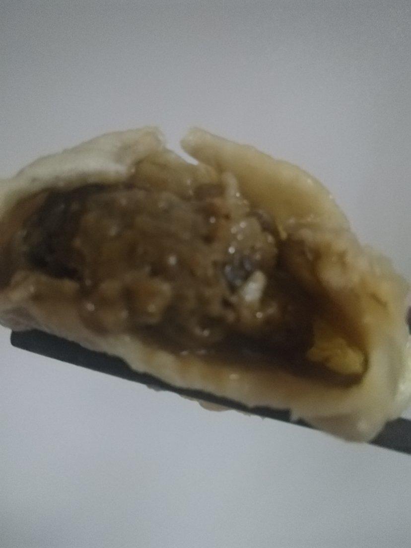 鲜美多汁的洋葱牛肉包子
