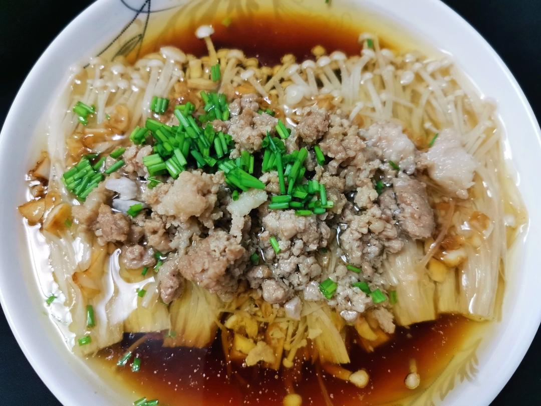 蒜蓉蒸金针菇