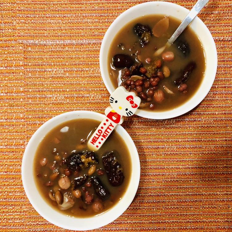 喝出好气色：红豆陈皮当归莲子汤