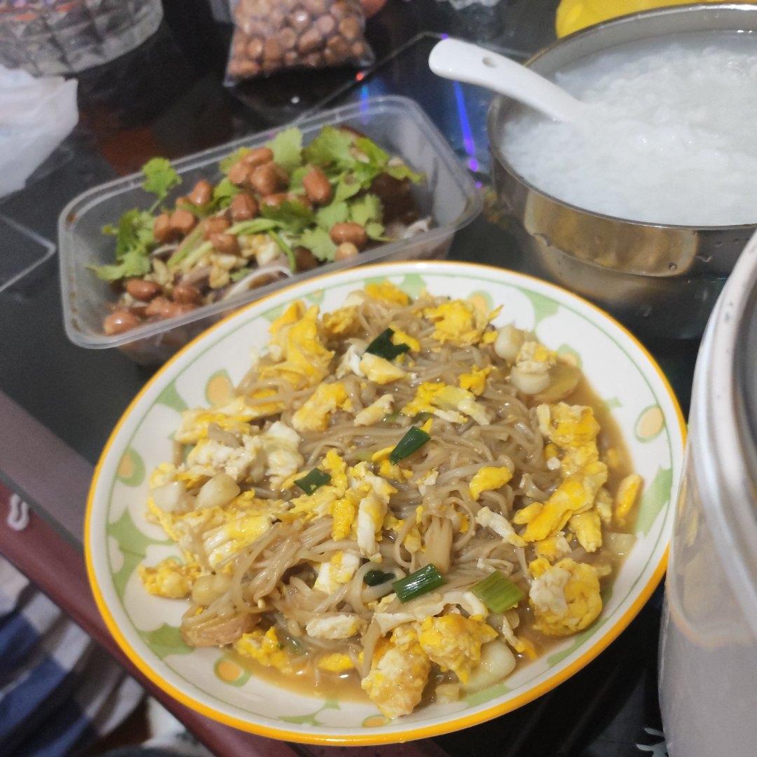 金针菇炒鸡蛋