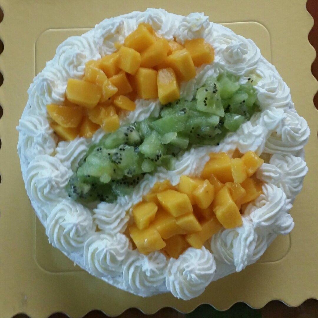 8寸水果生日蛋糕