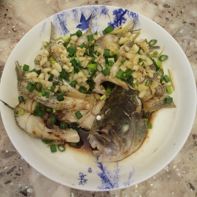 清蒸鲈鱼