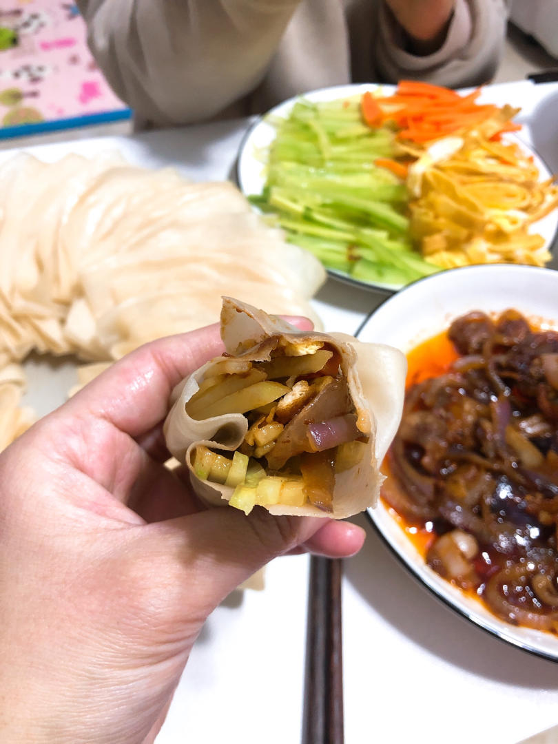 春饼   轻松一次做出十几张的春饼皮