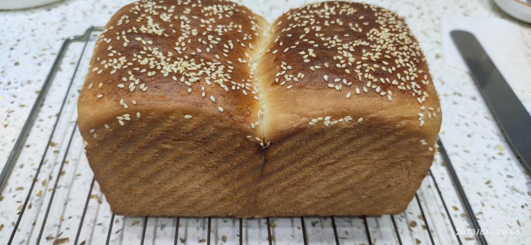 百搭无蛋低糖牛奶吐司，反复调试五六遍才试出的好食谱