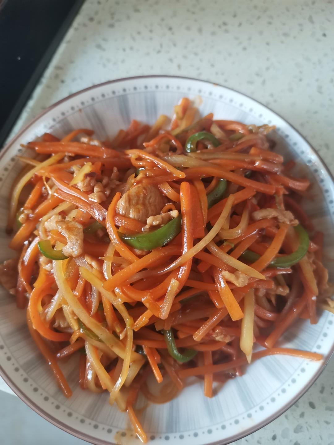 看了就会做的超级下饭菜～鱼香肉丝