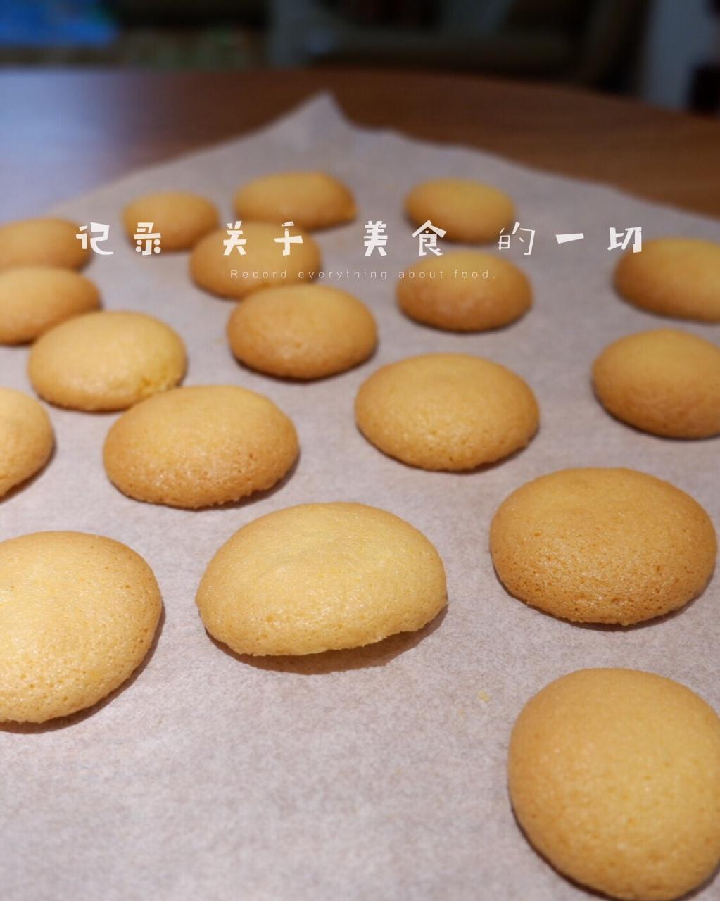 鸡蛋小饼干