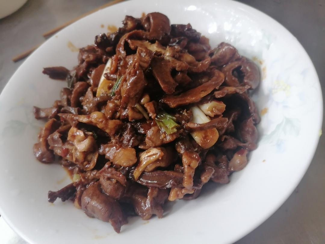 厨师长教你：“葱爆猪心”的家常做法，史上最详细的讲解