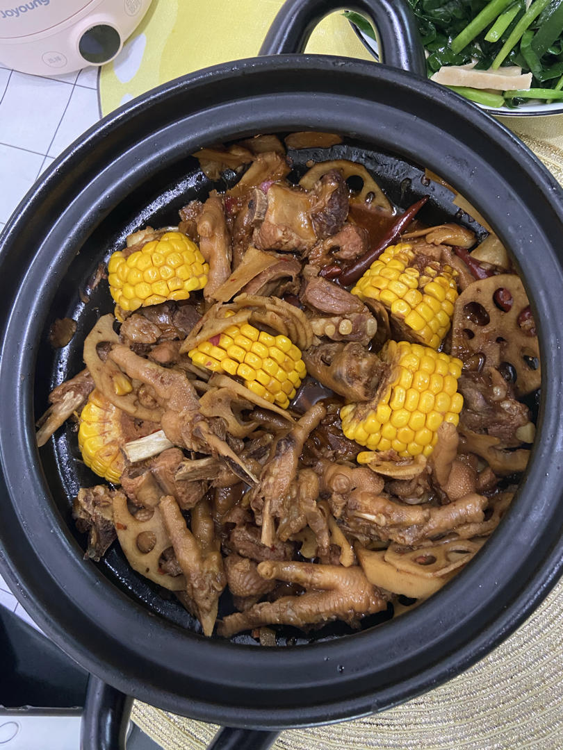 胖哥俩肉蟹煲
