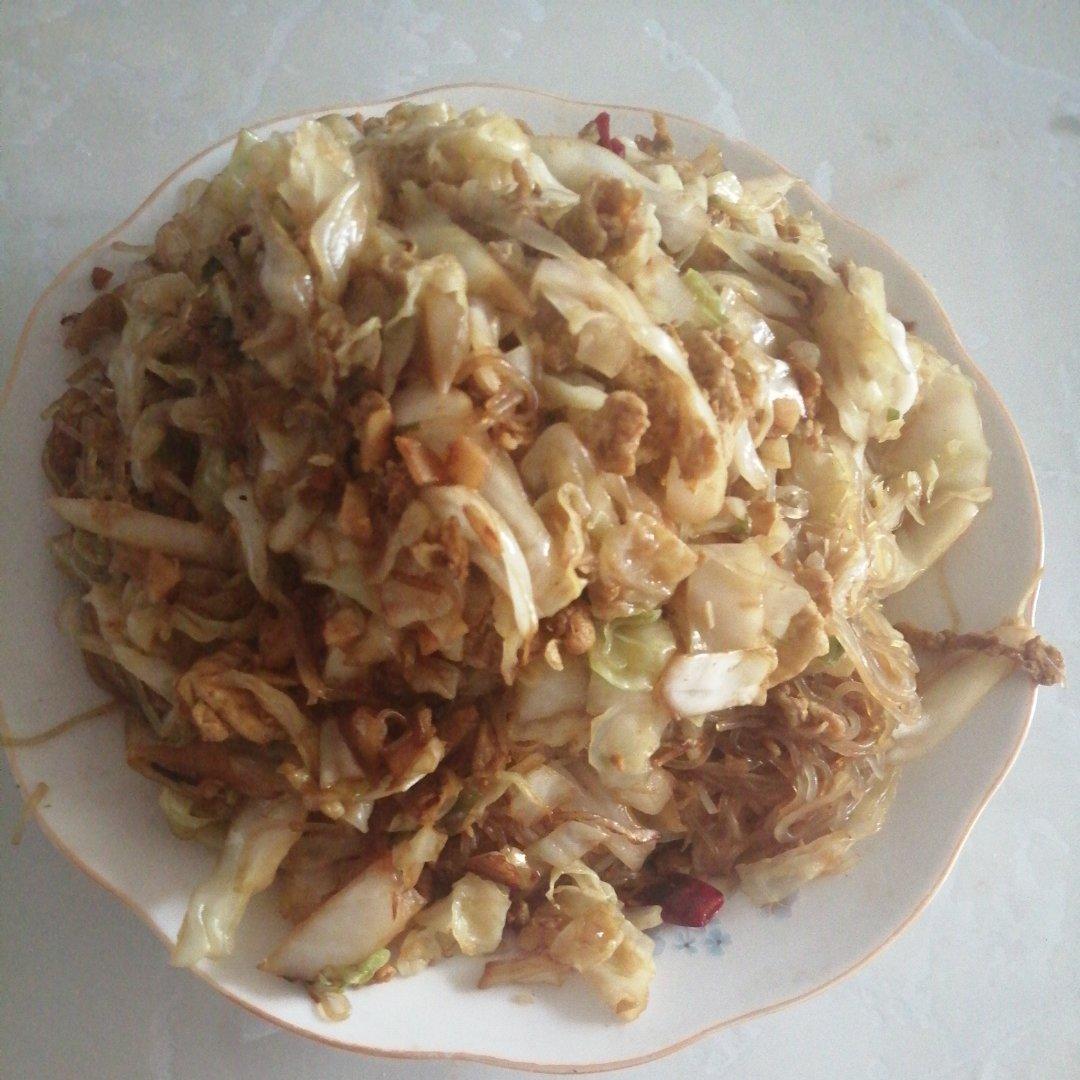 包菜粉丝炒鸡蛋