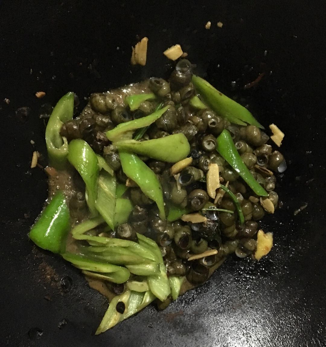 清明将至，嗦一口肥嫩鲜美的螺蛳吧！