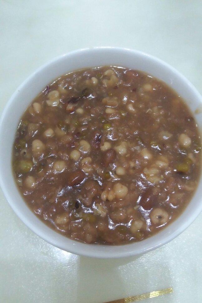 红豆薏米粥