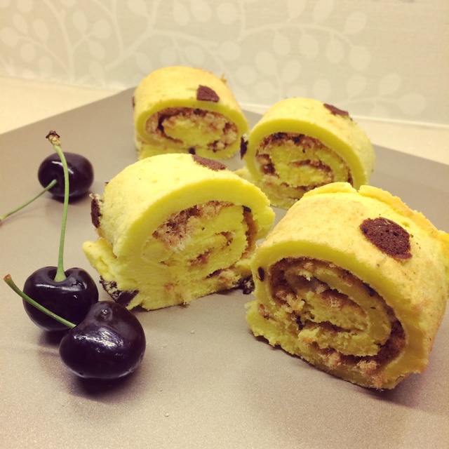 肉松戚风蛋糕卷