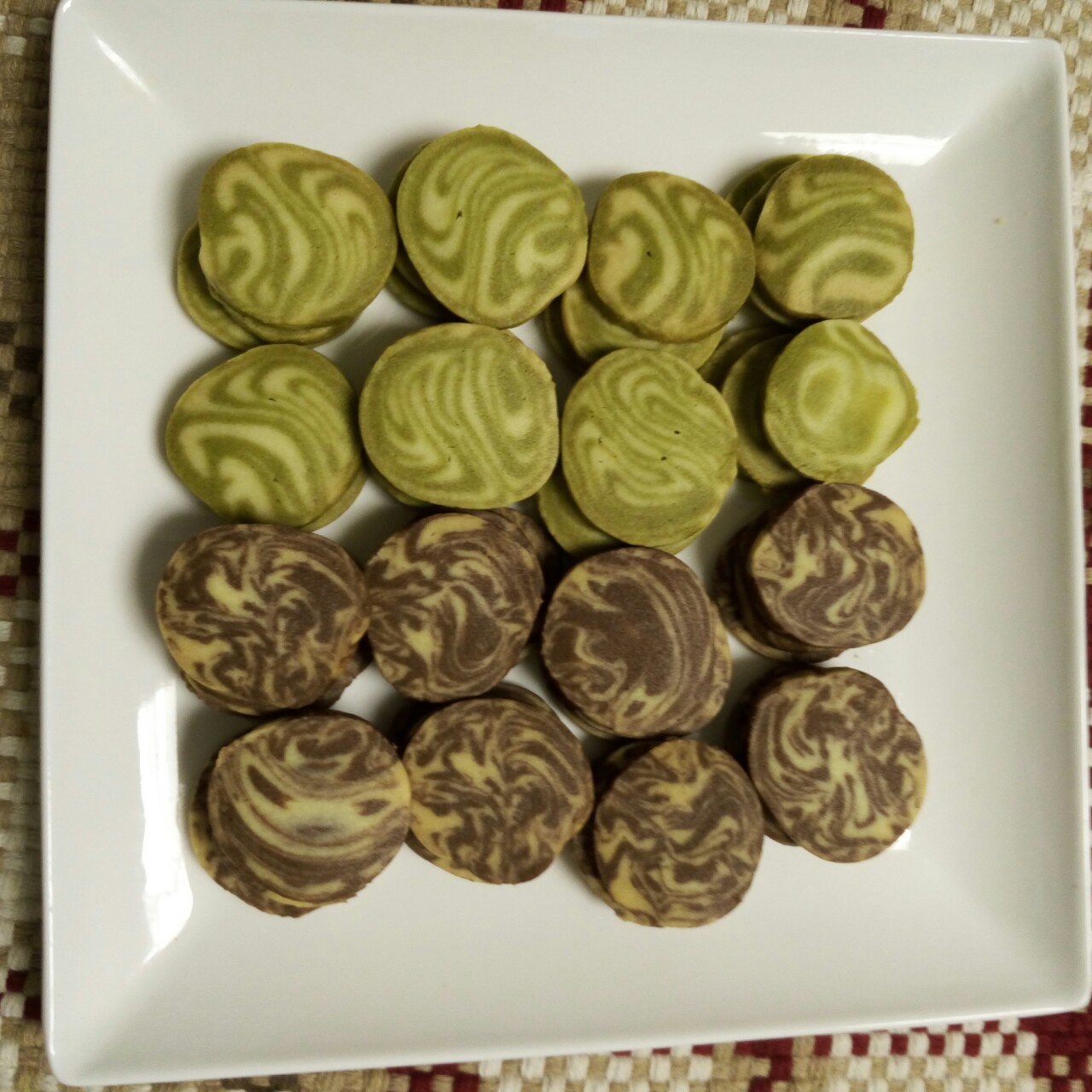 双色大理石纹饼干制作方法（花纹整形详细图解版）