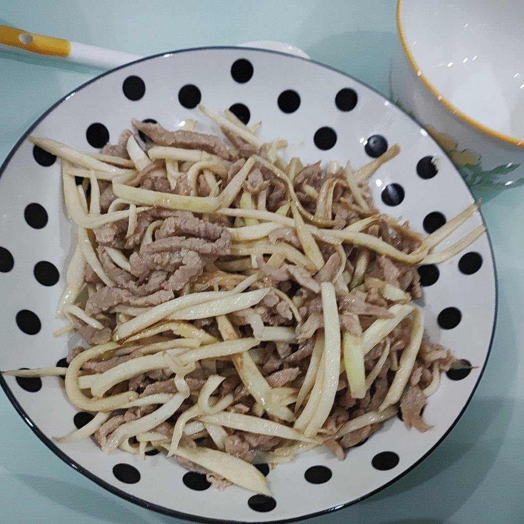 茭白青椒炒肉丝