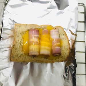 培根芝士蛋吐司-快手开放式三明治 黄金爆浆～15分钟馋哭厨师本人的做法 步骤2