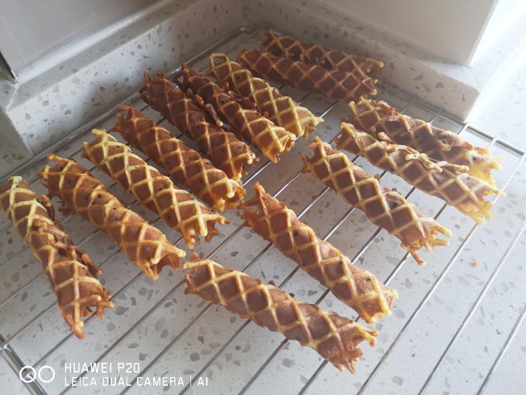 黑芝麻香酥蛋卷的做法