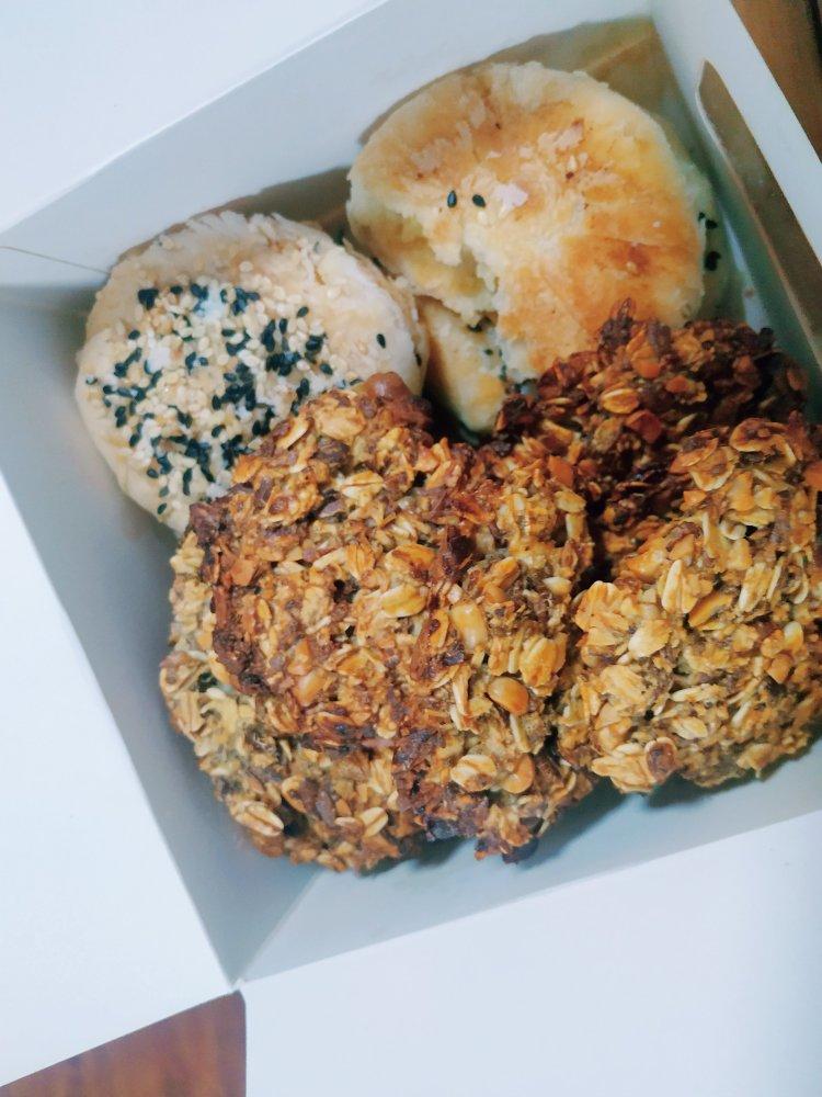 无油无糖，低脂饱腹，香蕉燕麦饼